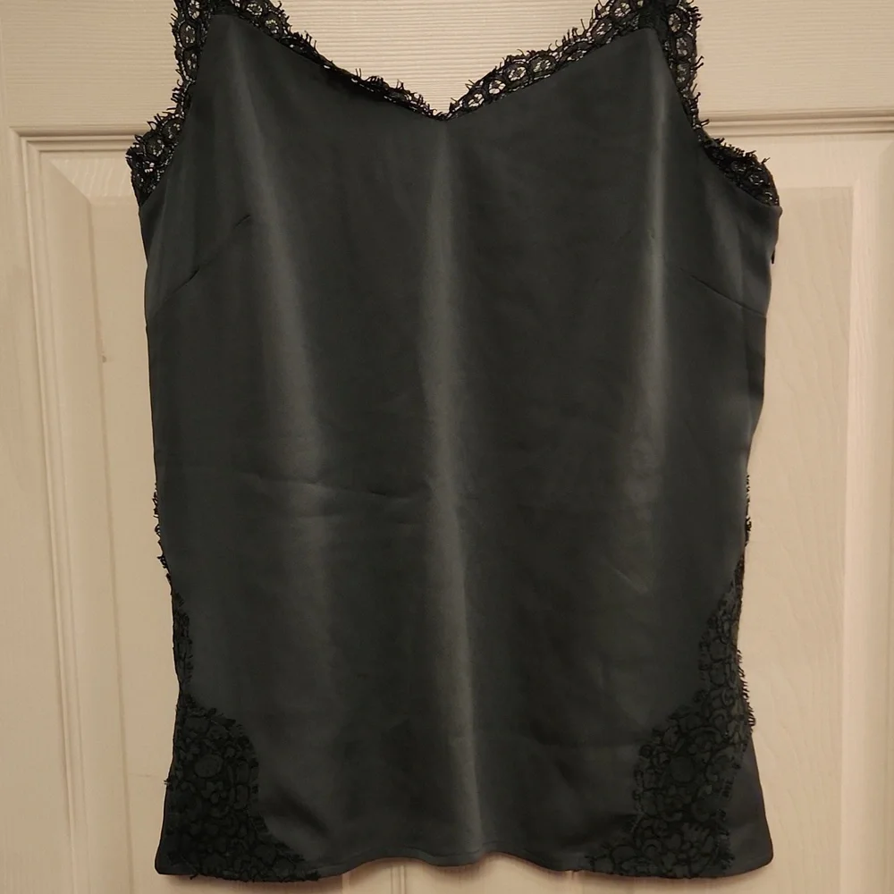 Banana Republic  Dark Green tank top - Picture 2 of 3